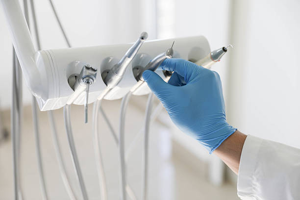 Professional Dental Crowns And Bridges technician working in Beardstown, IL